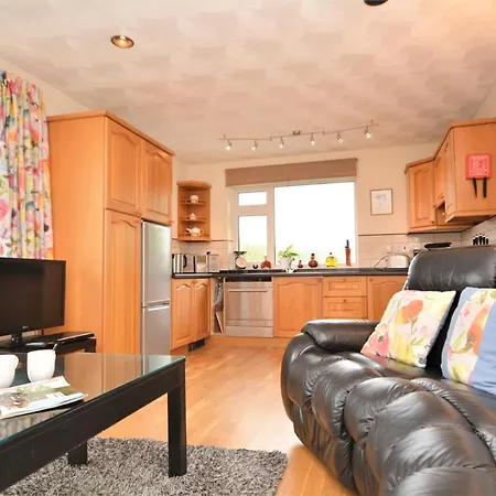 2 Bed In Whitsand Bay Tyhan Saint Germans